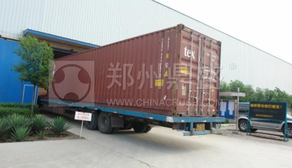 顎式破碎機運往客戶砂石料廠圖